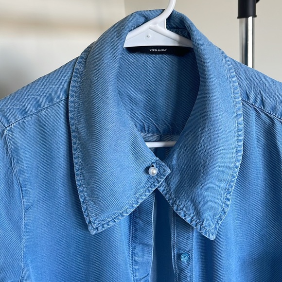 Chambray Shirt beaded detail - Picture 3 of 5